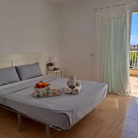Apartman Laura Apartment In Arona & Pool