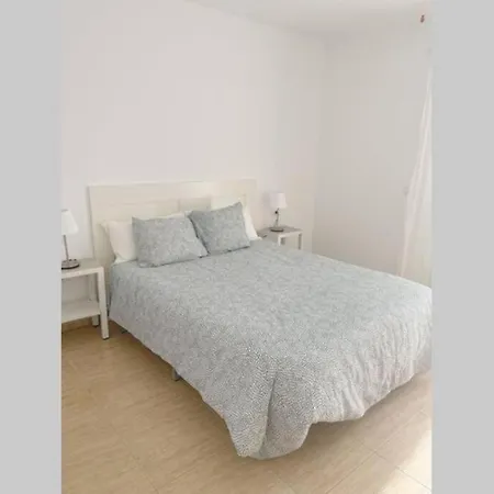 Laura Apartment In Arona & Pool * Arona